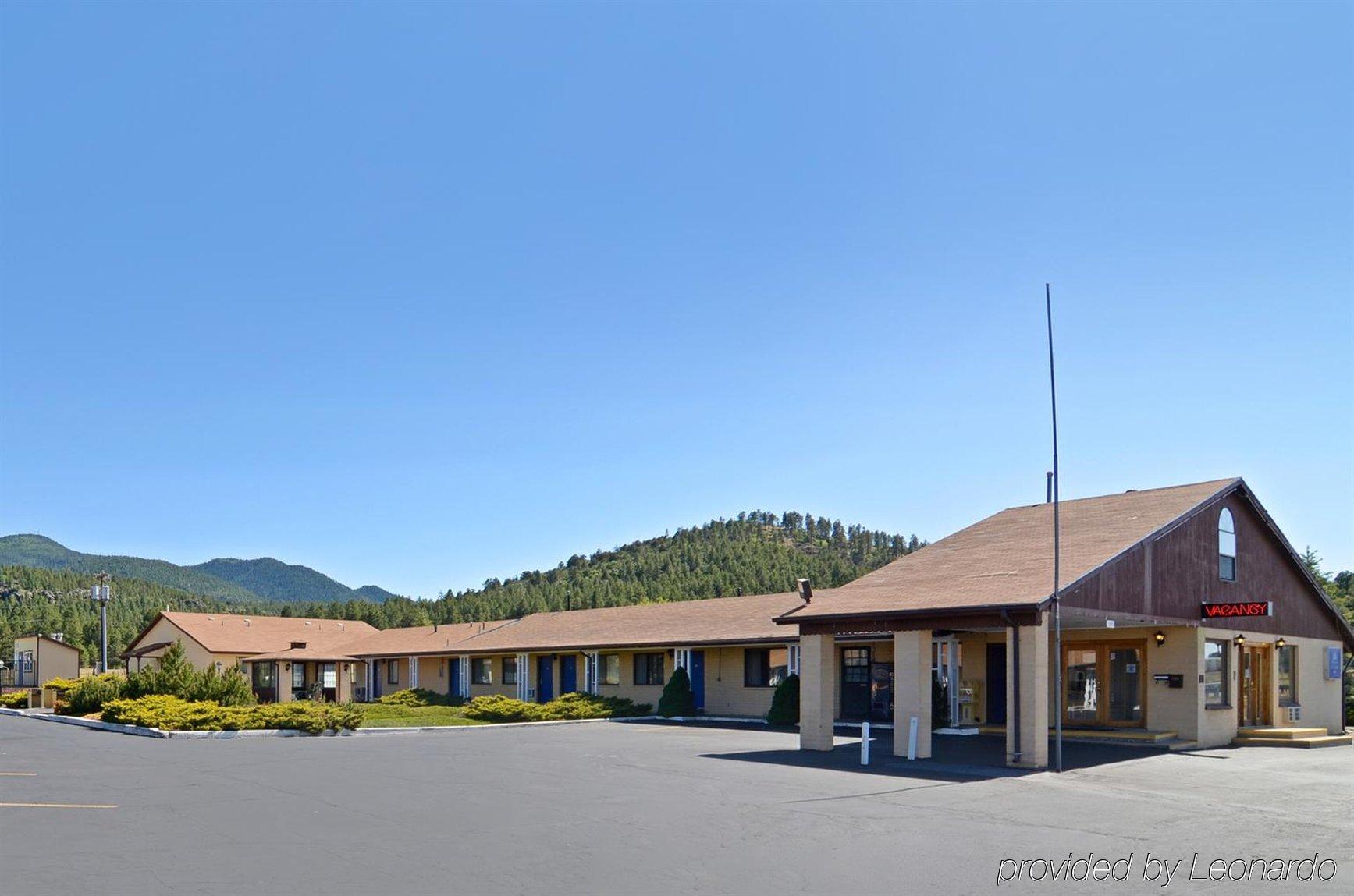 Super 8 By Wyndham Williams West Route 66 - Grand Canyon Area Exterior photo