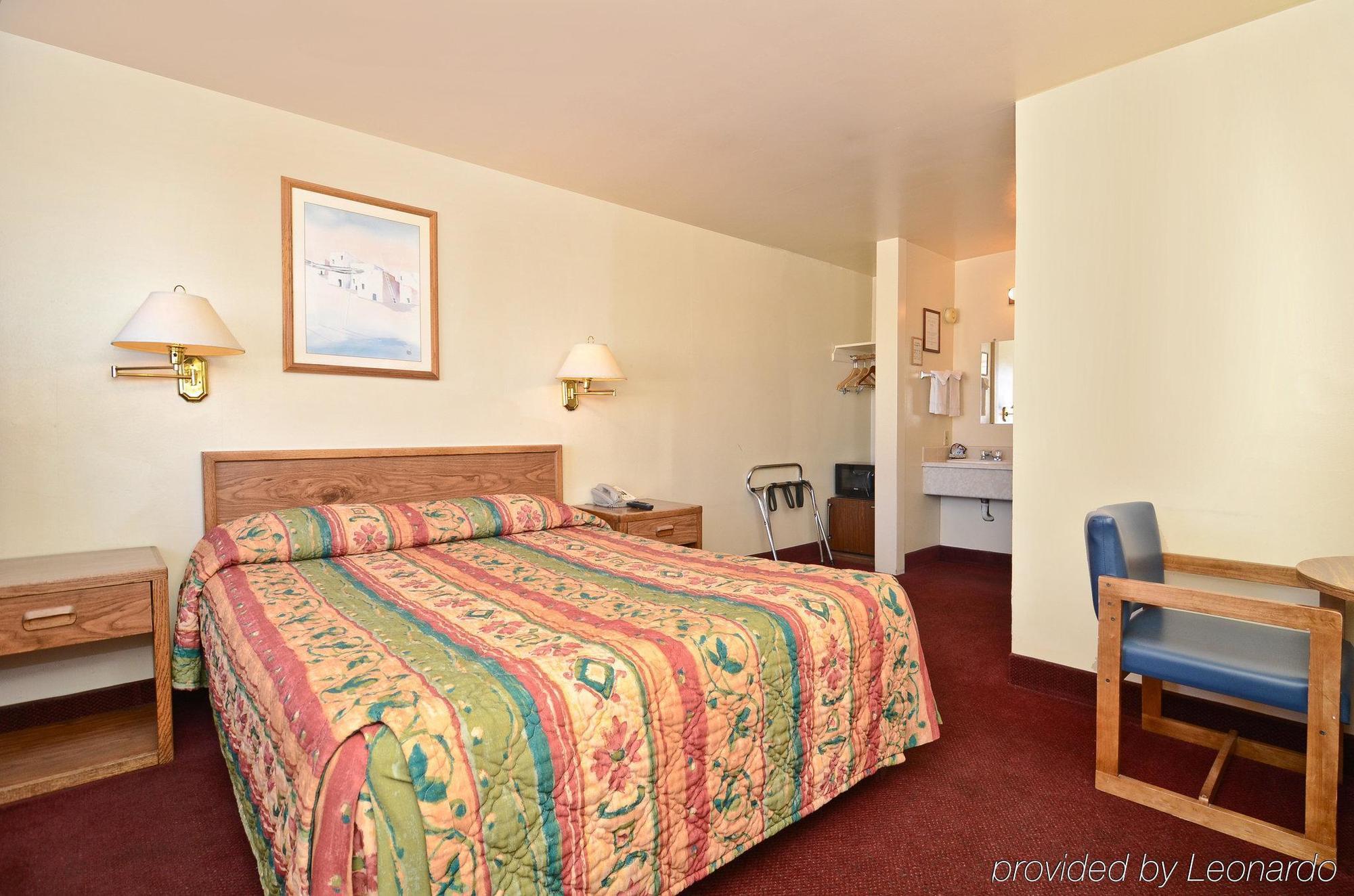 Super 8 By Wyndham Williams West Route 66 - Grand Canyon Area Room photo