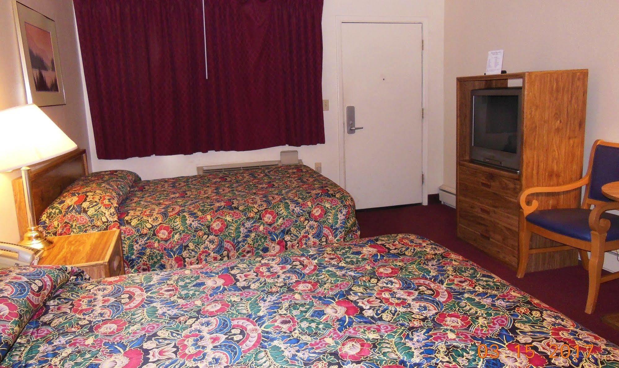 Super 8 By Wyndham Williams West Route 66 - Grand Canyon Area Exterior photo